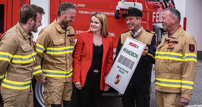 Pfandbonspenden für die Feuerwehr