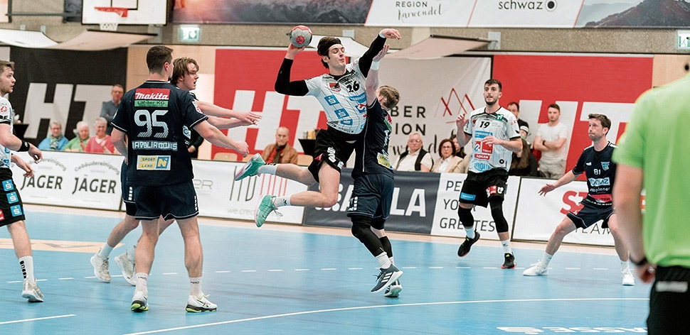 Adler stehen im Cup-AchtelfinaleAdler stehen im Cup-Achtelfinale