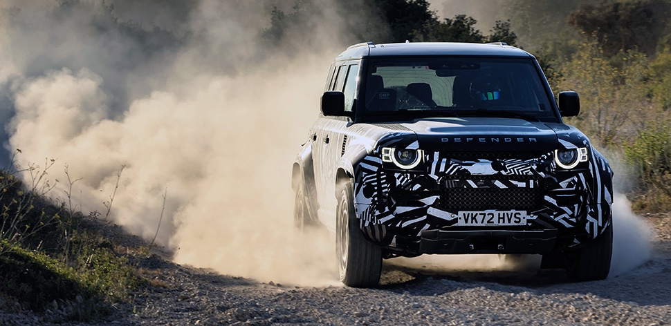 Premiere für den Land Rover Defender OCTA