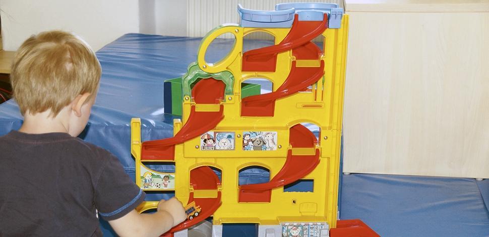 Therapieplätze von 1.200 Kindern gestrichen!