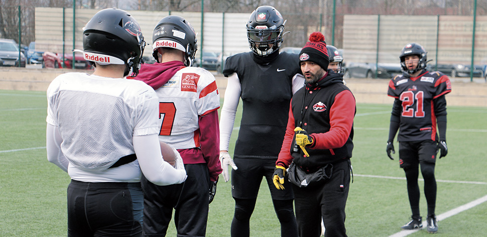 Football: Derby-Feeling und Flutlichtspiel in Schwaz!